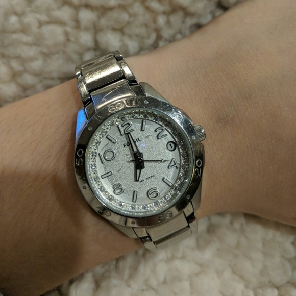 Watch - Picture 1 of 3